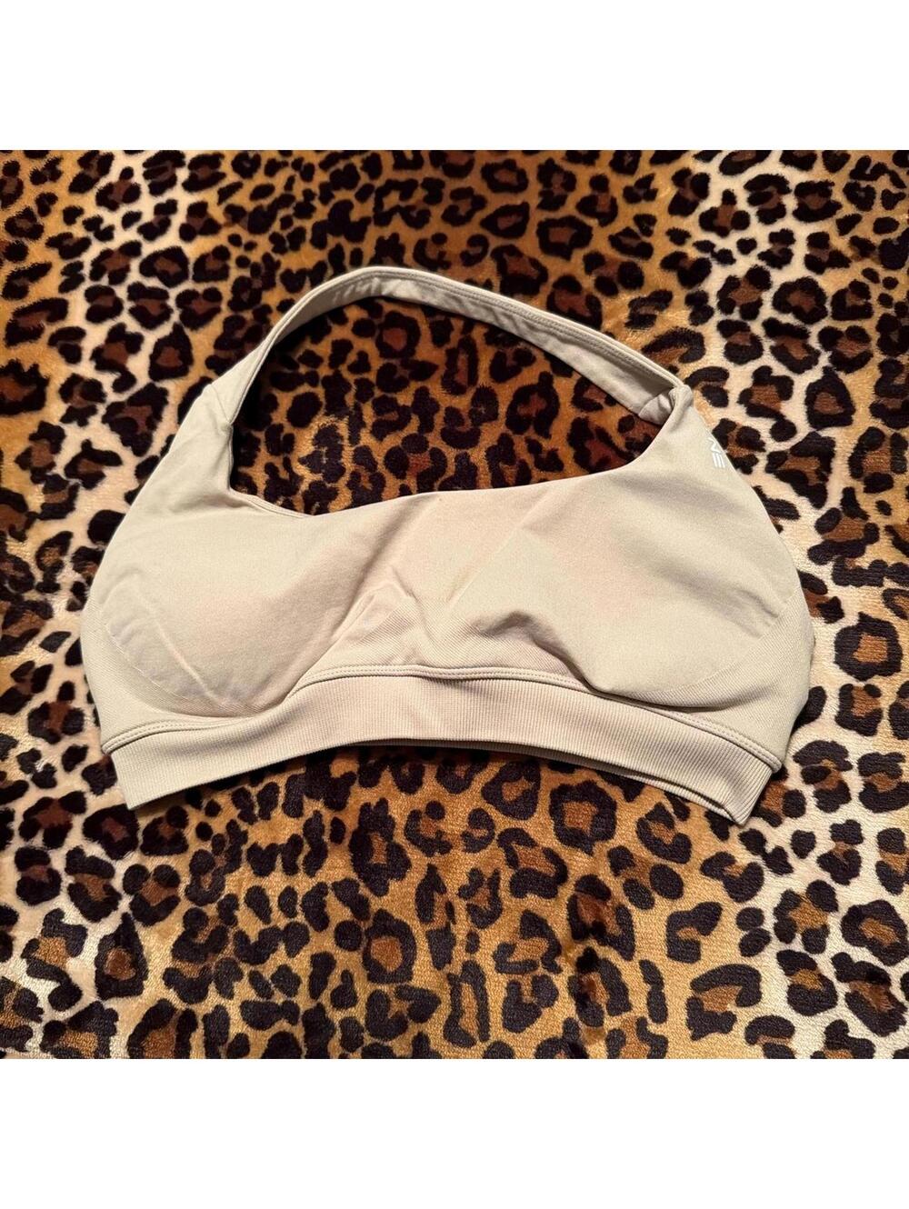 DFYNE Impact Sports Bra